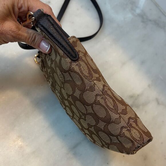 Coach Crossbody Bag Purse Handbag North/South Swingpack In Signature Fabric - Picture 8 of 14